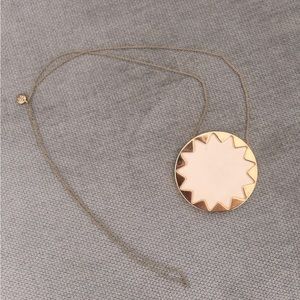 House of Harlow sunburst necklace